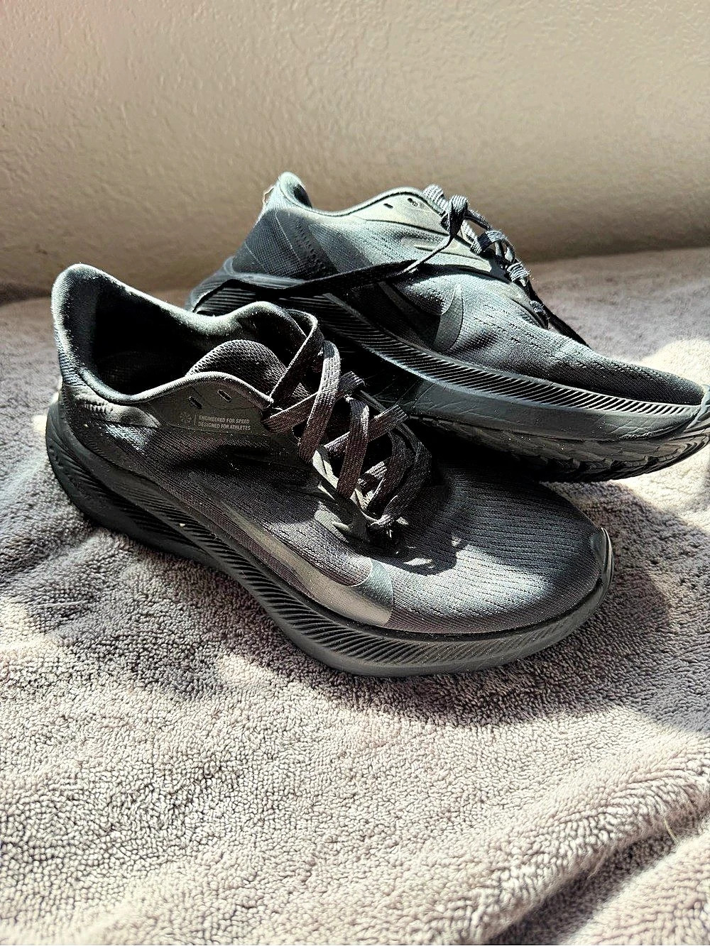 Nike Air Zoom Winflo 7 Women's Black US 6.5 Athletic Shoes